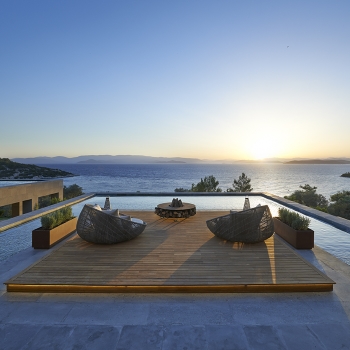 Mandarin Oriental Bodrum: ultra-luxurious eco-responsible hotel in the  nature, with two private beaches in Turkey